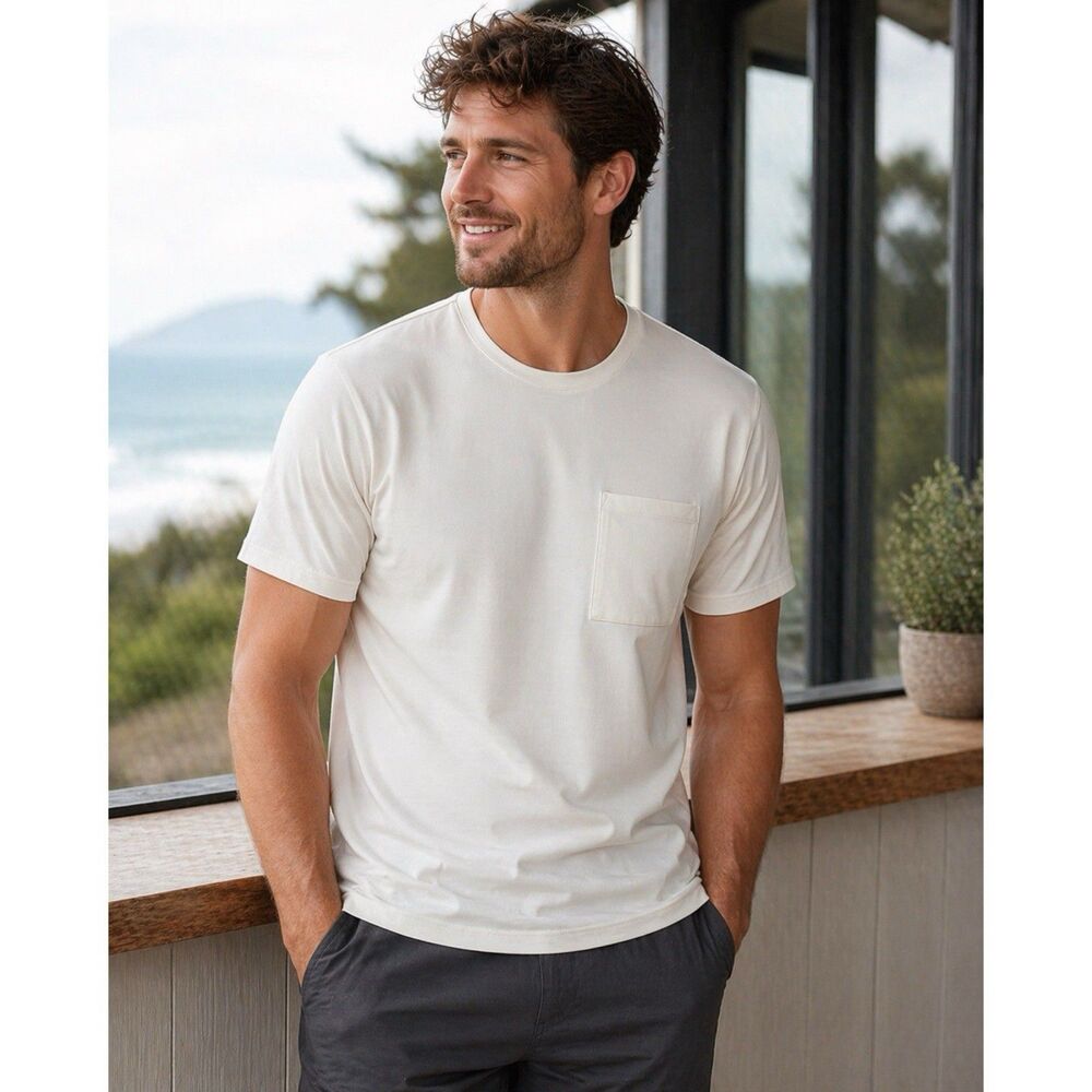 Lululemon Shirt Mens Large Cream Chest Pocket Relaxed Fit T Crew Neck LM3CRES